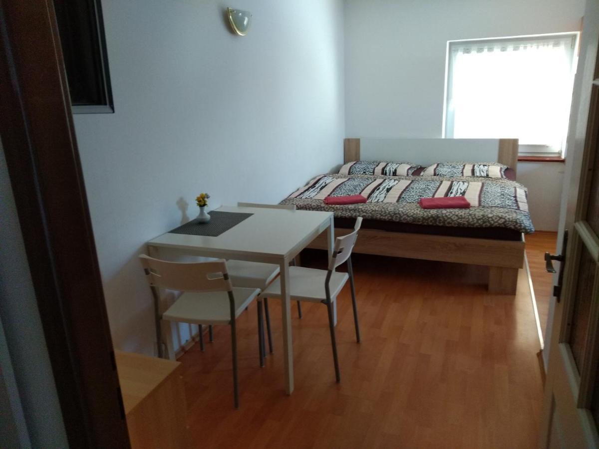 Apartments U Cara Ceske Budejovice Exterior foto